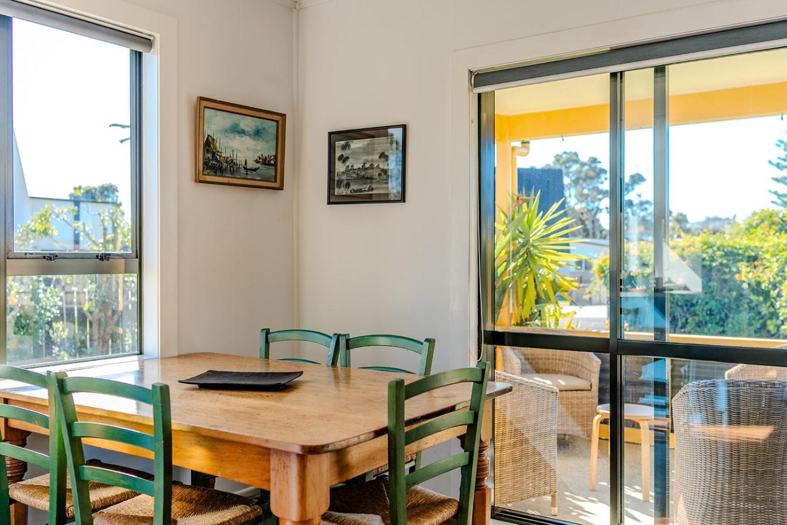 Fun Family Bach, Close To Beach And Shops! Waihi Exteriér fotografie