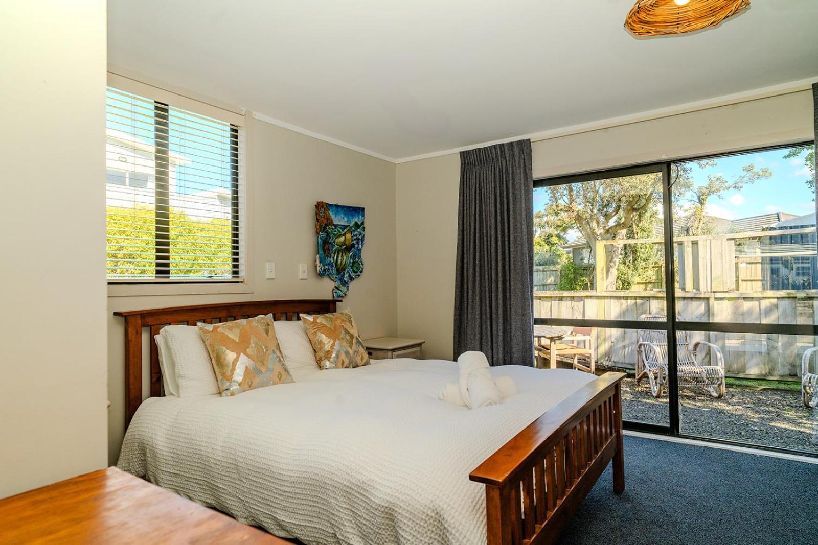 Fun Family Bach, Close To Beach And Shops! Waihi Exteriér fotografie